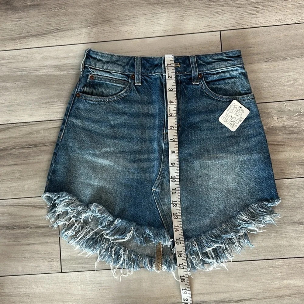 Free People Maverick jean denim skirt size 24 NWT